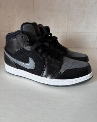 Nike Air Jordan 1 Mid nuove
