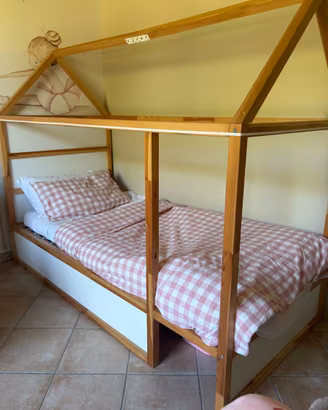Letto Casetta Montessori IKEA KUR