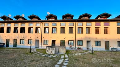 Bilocale-Box-Posto auto proprietà a Luvinate (VA)