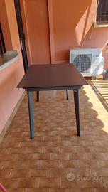  tavolo plus balcony marca Emu