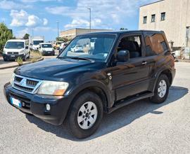 Mitsubishi Pajero 3.2 DI-D 16V 3p. Intense DPF