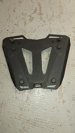 Piastra Givi Trekker Rack