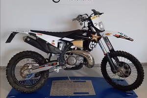 HUSQVARNA 300 TE 2T 300i Rockstar Edition