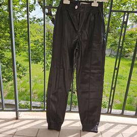 Pantalone similpelle Bershka XS