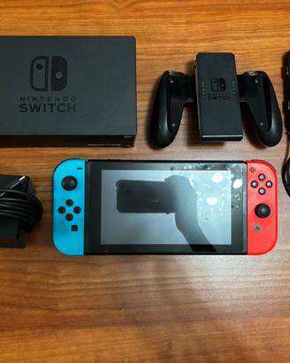 Nintendo Switch + accessori
