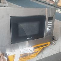 FORNO MICROONDE A INCASSO