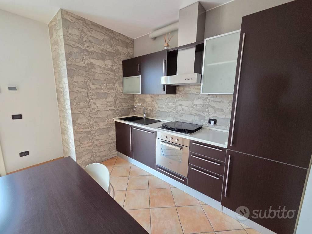 Apartment in Mirandola, Modena - Vista 3