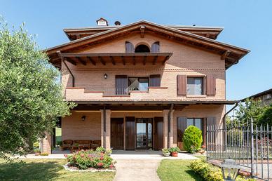 BIFAMILIARE A GUIGLIA