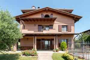 BIFAMILIARE A GUIGLIA