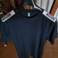 tshirt Moschino 