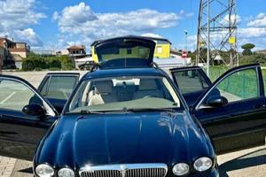 Jaguar X-Type SW Turbo Diesel 2000 cc - Anno 2004
