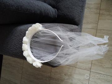 Cerchietto per comunione con fiori e tulle