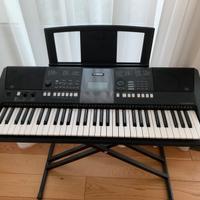 Piano digitale Yamaha psr-e423 con stand