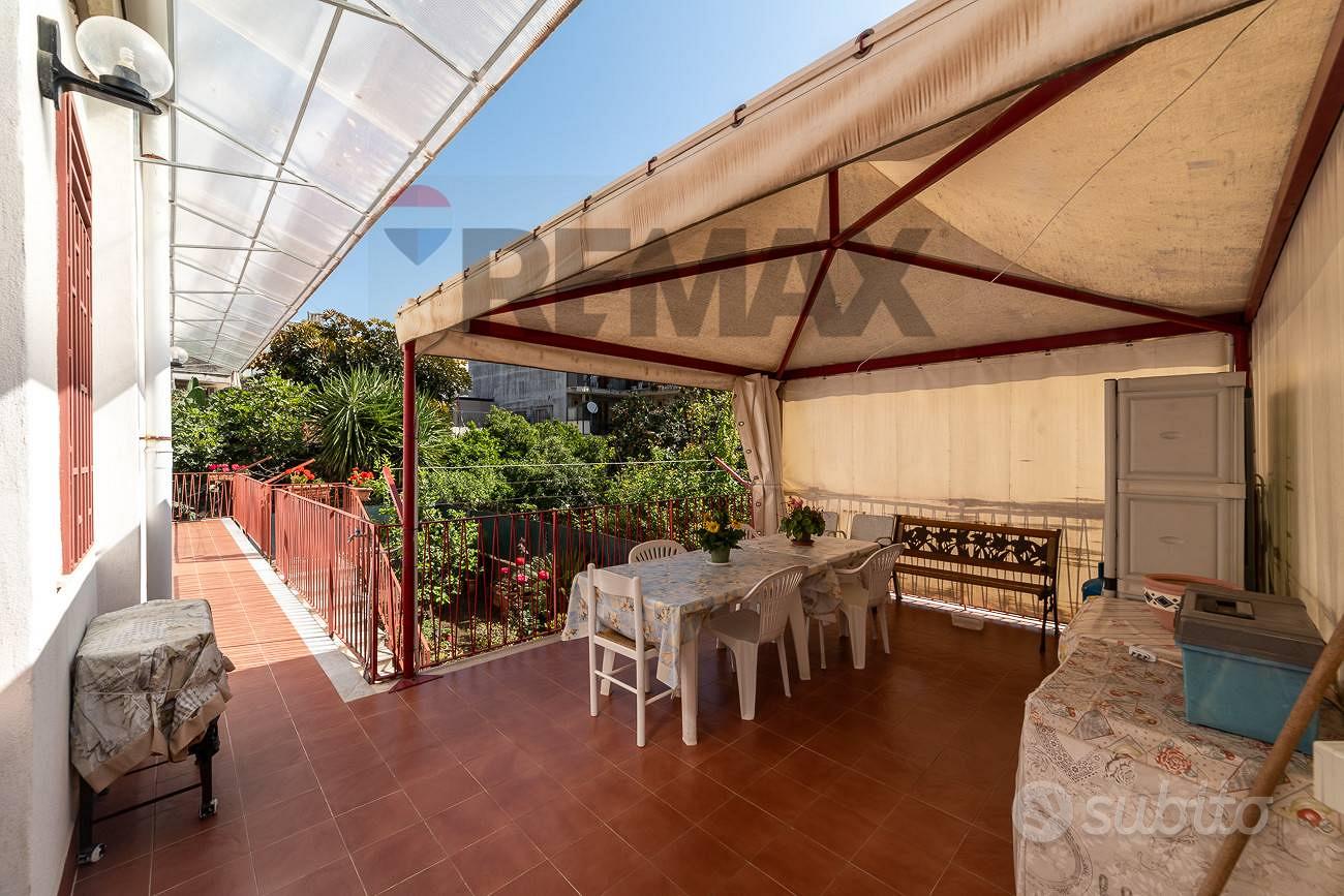 Appartamento - Aci Catena - Vista 2