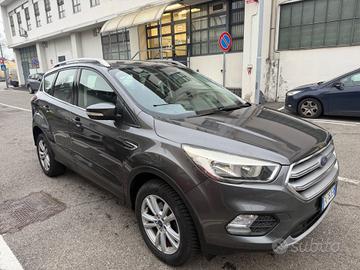 Ford Kuga 1.5 EcoBoost 120 CV S&S 2WD Titanium