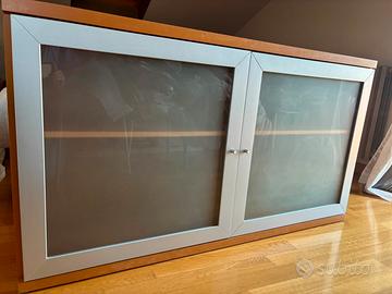 Mobile Ikea legno e vetro satinato 142x40 h78