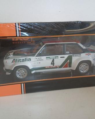 Fiat 131 Abarth IXO 1:18