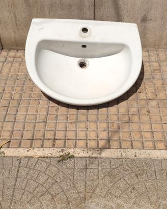 completo sanitari più piatto doccia