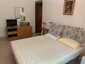 Camera in appartamento ostia
