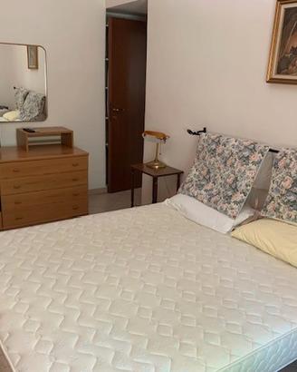 Camera in appartamento ostia