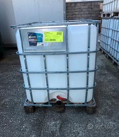 CISTERNE SERBATOI IBC 1000 LITRI SU BANCALE