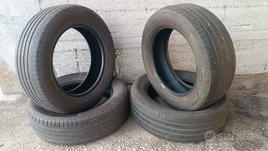 coppie di pneumatici 215 60 R17 96H/97 V