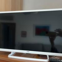 Smart TV 24'" led nuova