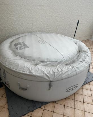 Spa bestway idromassaggio Lay Z spa Paris