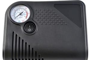Mini compressore per auto