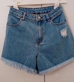 PANTALONCINO