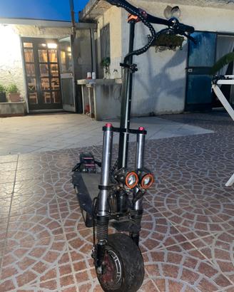 Monopattino boyueda dual motor 5600w
