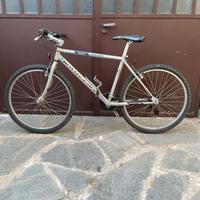 Bici mountain bike