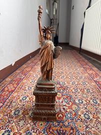 Statuetta statua libertà