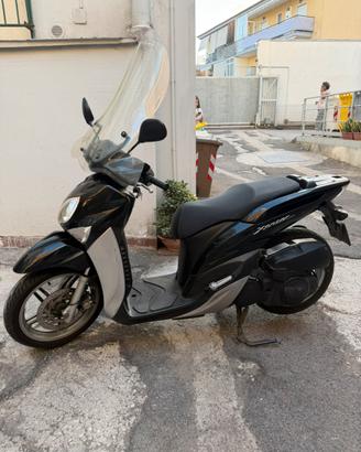 Yamaha xenter 125 2015  targa polacca