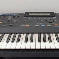 Roland e-70 