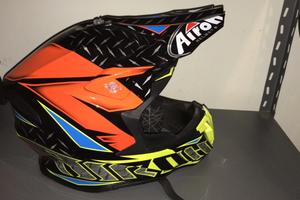 Casco Airoh Twist Iron