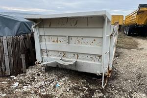 Cassone ribaltabile Isoli