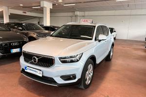 Volvo XC40 MOMENTUM PRO D3 Geartronic