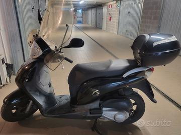 Scooter honda 150