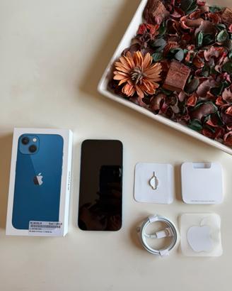Iphone 13 da 256 GB nella colorazione BLU