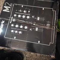 mixer Numark M2