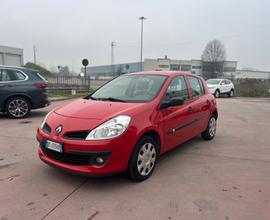 Renault Clio 1.2 16V 5 porte Luxe