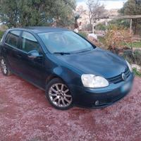 VolkswagenGolf2.0 tdi