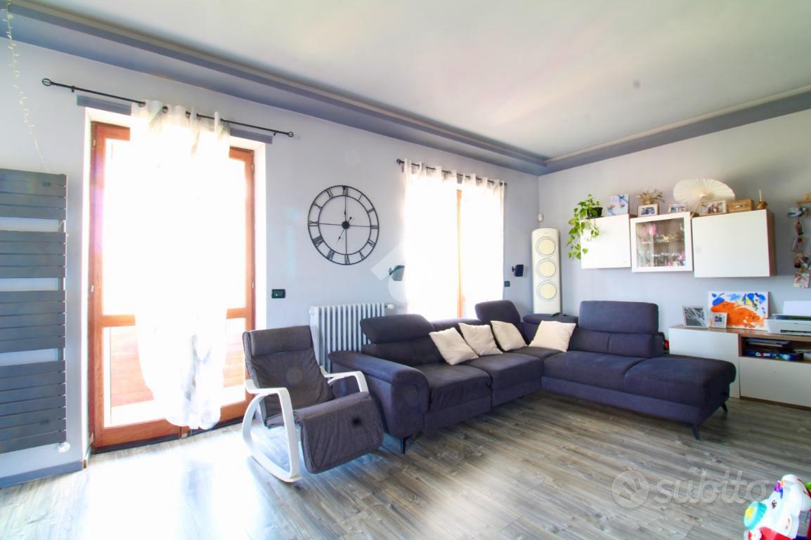 4 LOCALI A SANTENA - Vista 3