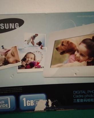 Cornice digitale Samsung mod. Spf-71es- 7" pollici