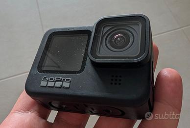 GoPro HERO 9 Black + Kit 5 Batterie, Caricatore