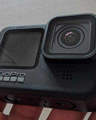 GoPro HERO 9 Black + Kit 5 Batterie, Caricatore