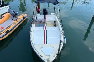 NUOVA BARCA SESSA MARINE 4.25 M PORTATA 5 persone