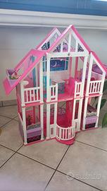 👉 Casa Barbie Dreamhouse 3 piani con ascensore –