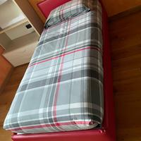 Letto singolo con doppio materasso